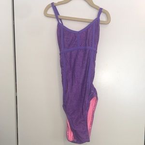 Speedo Swimsuit new with tags, size: 28 (L)